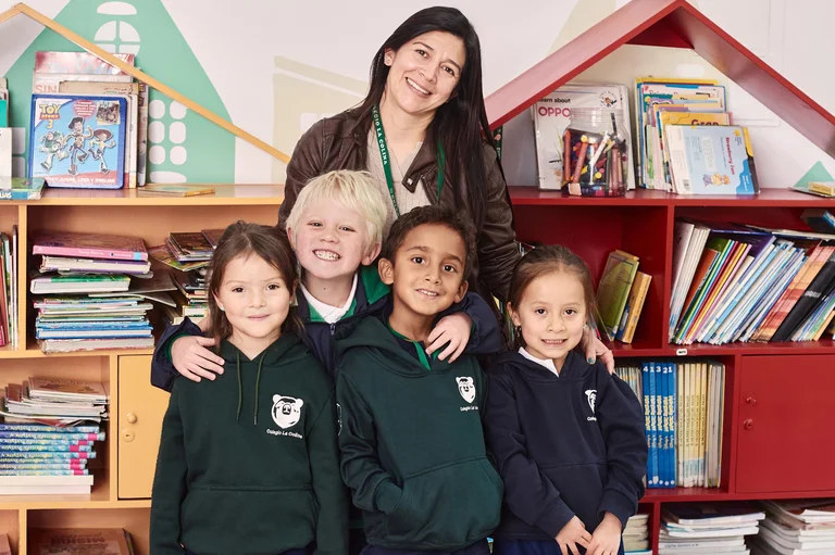 Profesores expertos y comunidad