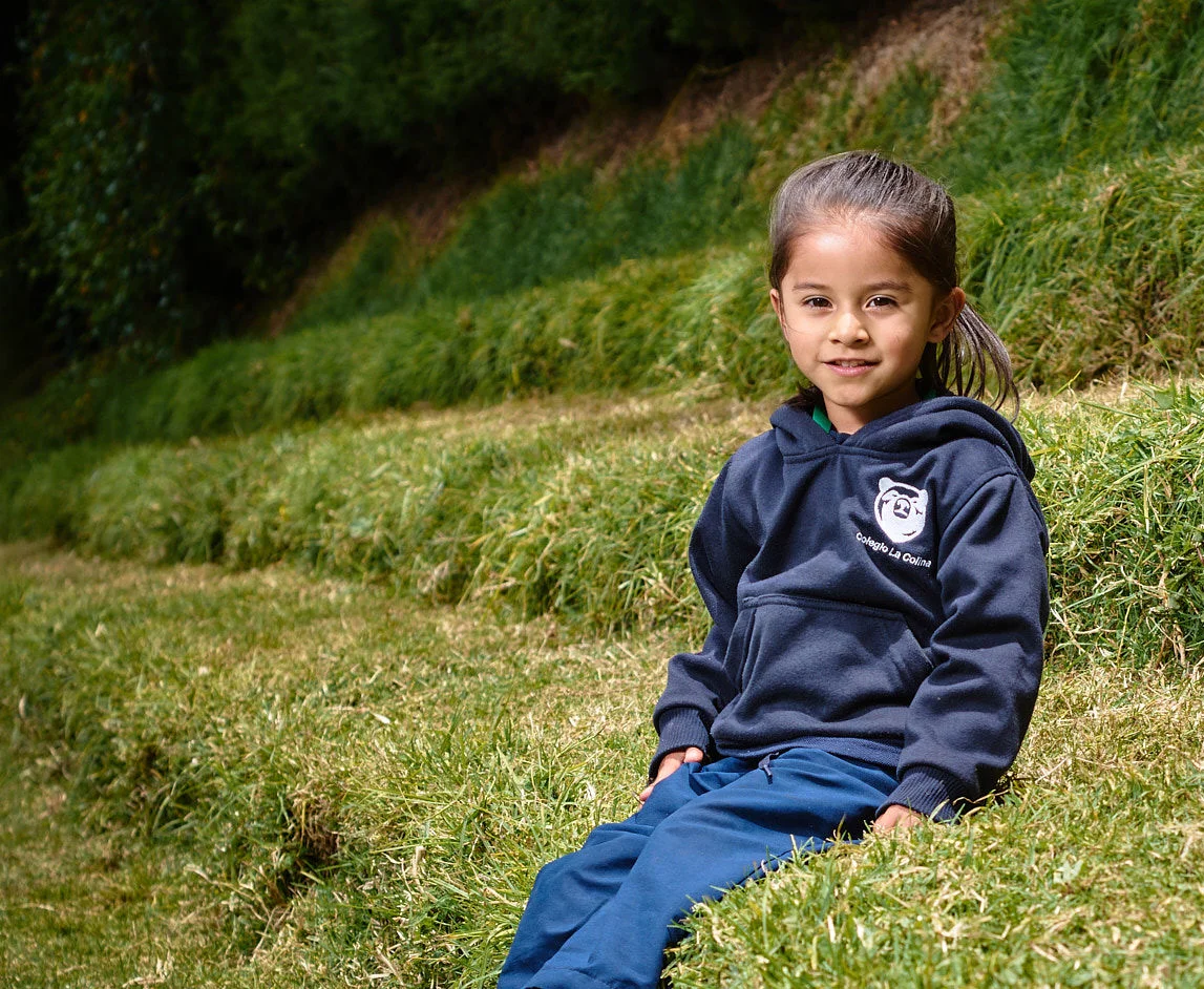 Solicita información