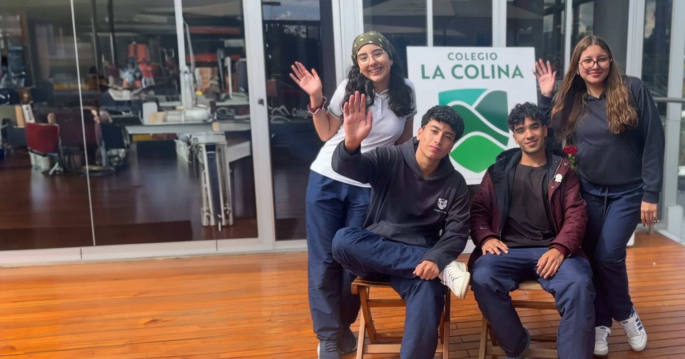 Solicita información